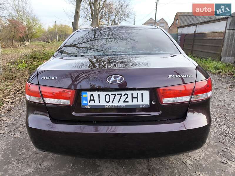 Седан Hyundai Sonata 2006 в Казатине