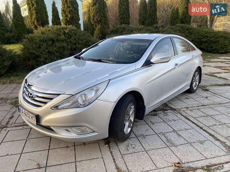 Hyundai Sonata 2013