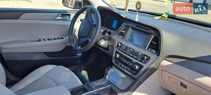 Седан Hyundai Sonata 2015 в Ивано-Франковске