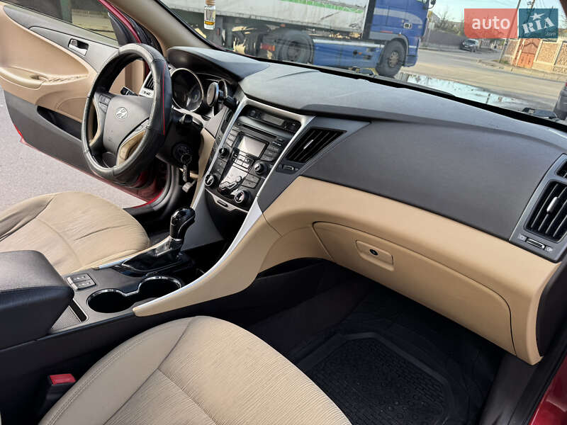 Седан Hyundai Sonata 2012 в Киеве фото 29 Седан Hyundai Sonata 2012 в Киеве