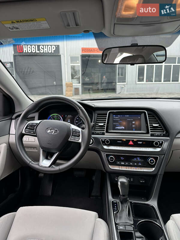 Седан Hyundai Sonata 2019 в Киеве фото 8 Седан Hyundai Sonata 2019 в Киеве