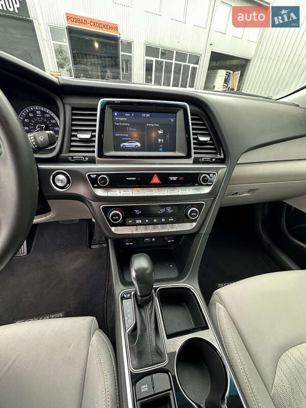 Седан Hyundai Sonata 2019 в Киеве фото 12 Седан Hyundai Sonata 2019 в Киеве