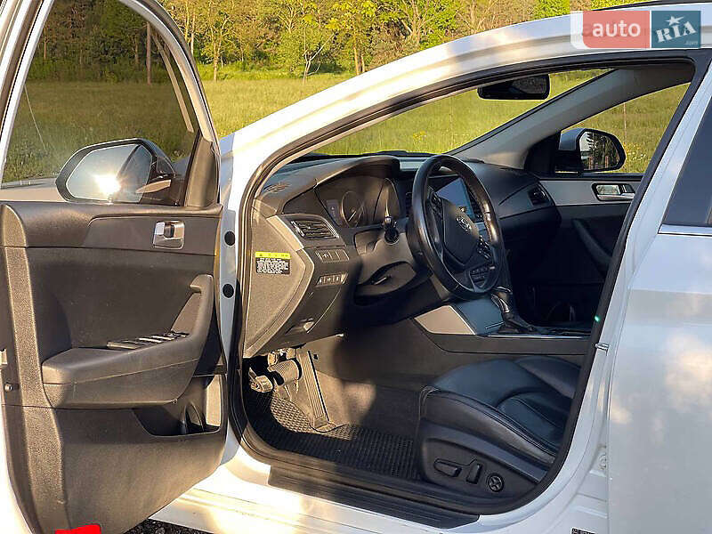 Седан Hyundai Sonata 2015 в Киеве фото 25 Седан Hyundai Sonata 2015 в Киеве