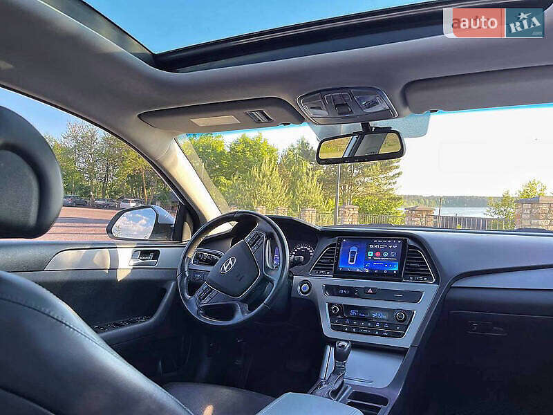 Седан Hyundai Sonata 2015 в Киеве фото 24 Седан Hyundai Sonata 2015 в Киеве