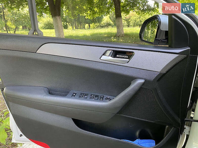 Седан Hyundai Sonata 2015 в Киеве фото 14 Седан Hyundai Sonata 2015 в Киеве