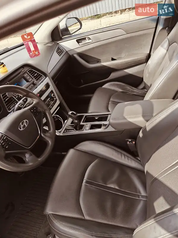 Hyundai Sonata 2015 VIN KMHE341DBGA193512 фото оголошення 10 з 53