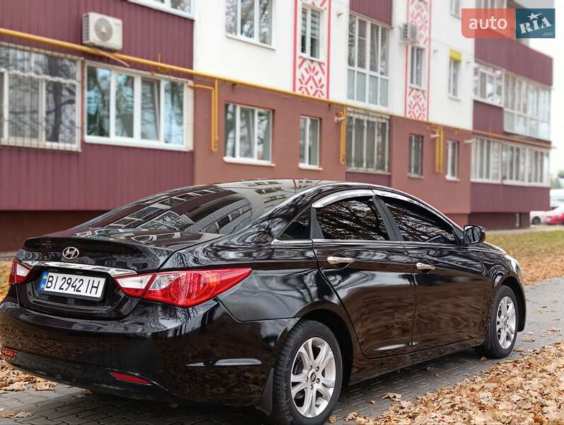 Седан Hyundai Sonata 2014 в Полтаве