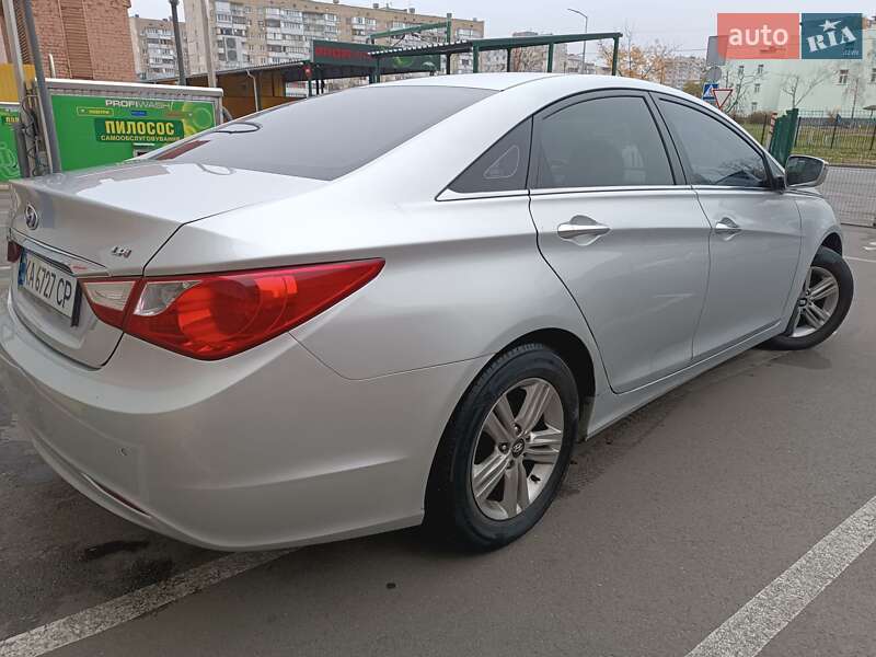 Седан Hyundai Sonata 2013 в Києві фото 5 Седан Hyundai Sonata 2013 в Києві