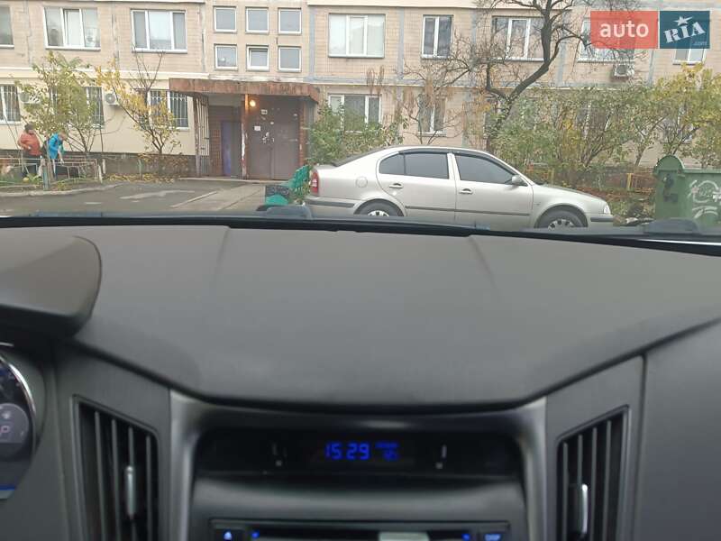 Седан Hyundai Sonata 2013 в Києві фото 24 Седан Hyundai Sonata 2013 в Києві