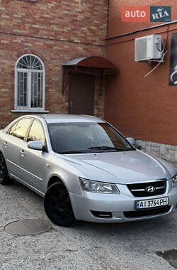Седан Hyundai Sonata 2006 в Смілі