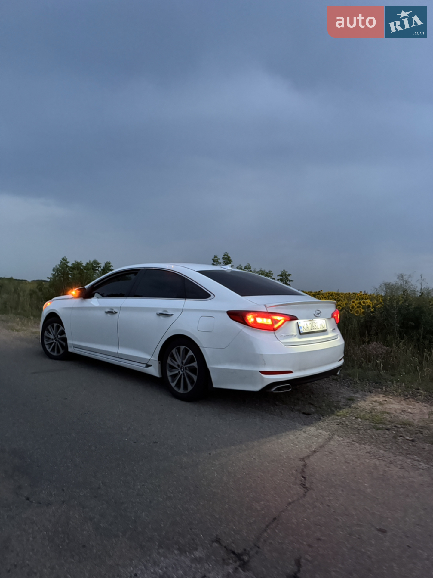 2015 Hyundai Sonata - мініатюра 16
