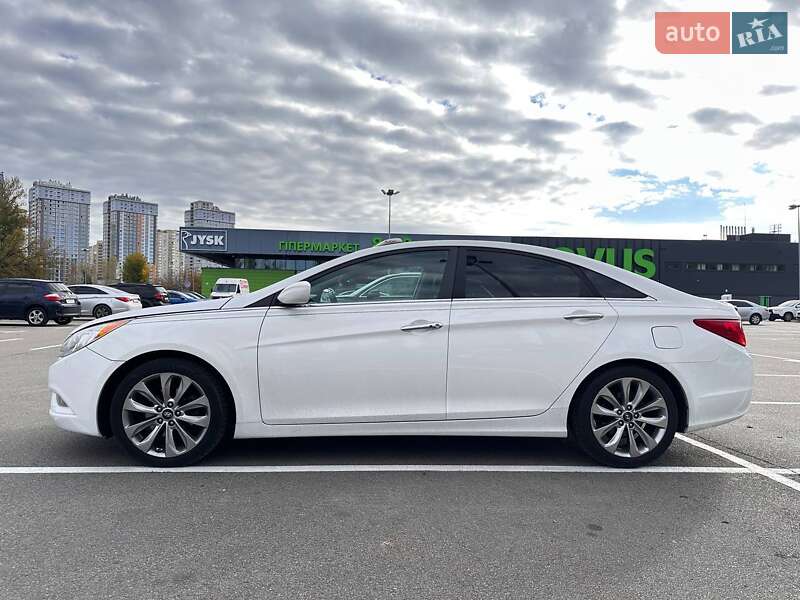 Седан Hyundai Sonata 2013 в Киеве фото 2 Седан Hyundai Sonata 2013 в Киеве