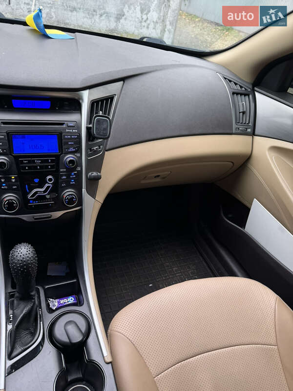 Седан Hyundai Sonata 2012 в Киеве