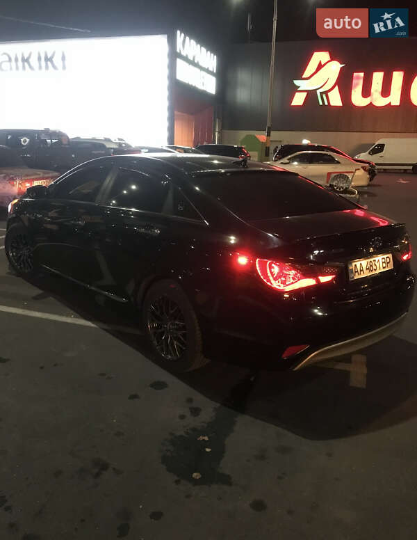 Седан Hyundai Sonata 2012 в Киеве