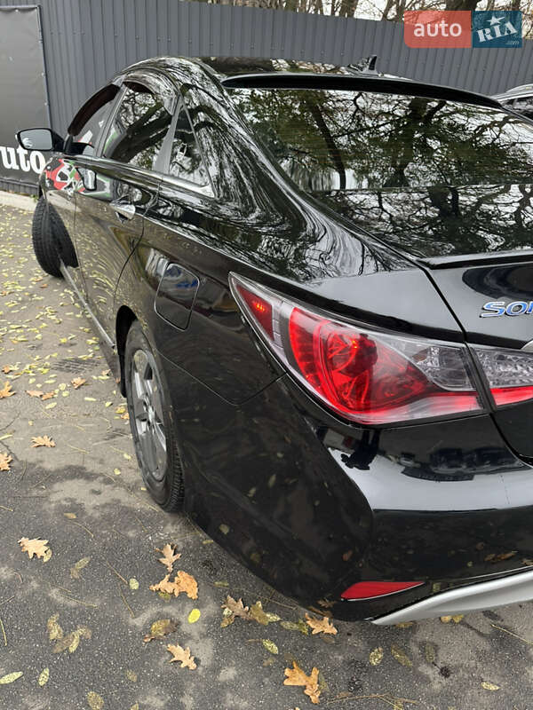 Седан Hyundai Sonata 2012 в Киеве