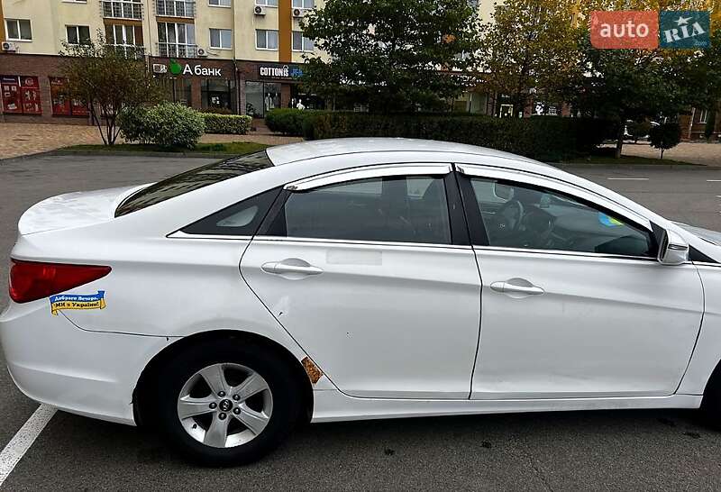 Седан Hyundai Sonata 2014 в Києві фото 3 Седан Hyundai Sonata 2014 в Києві
