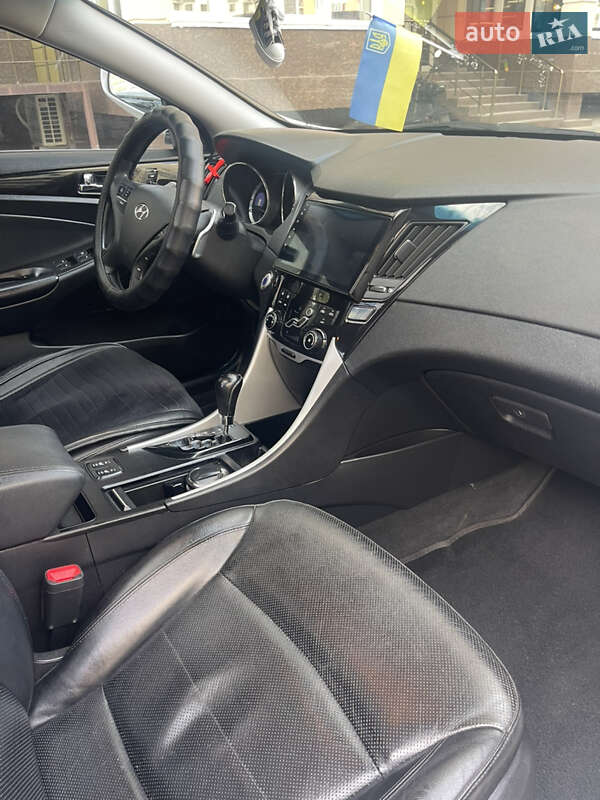 Седан Hyundai Sonata 2010 в Одессе