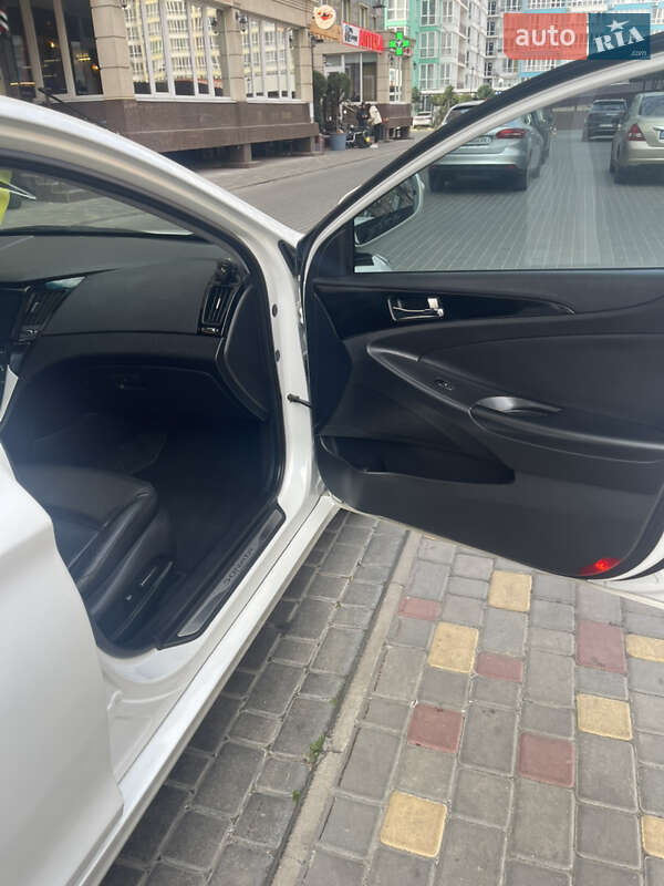 Седан Hyundai Sonata 2010 в Одессе