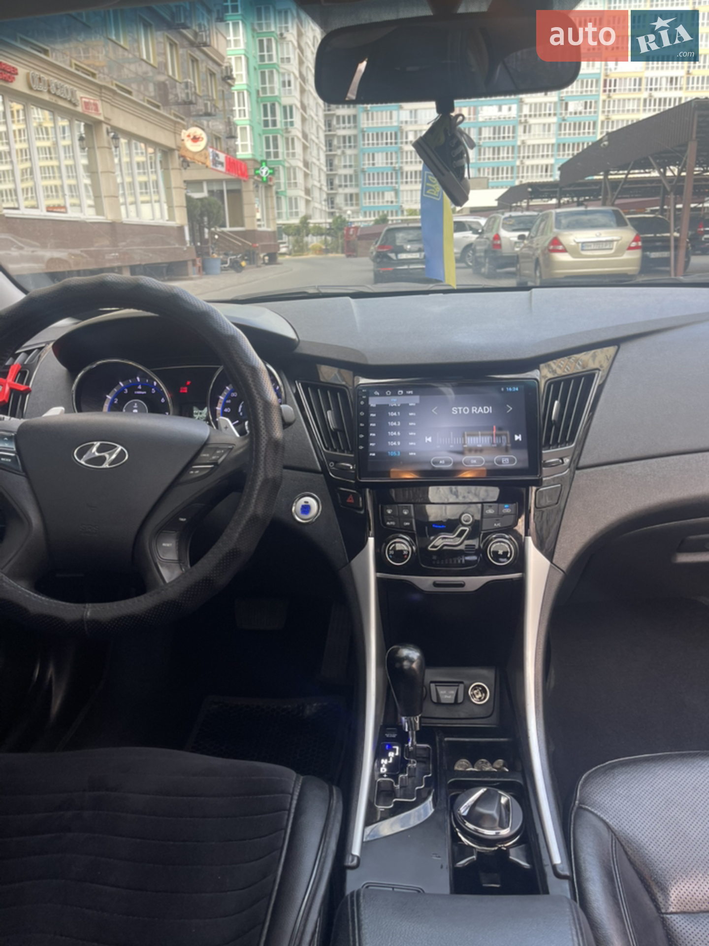 2010 Hyundai Sonata - мініатюра 24