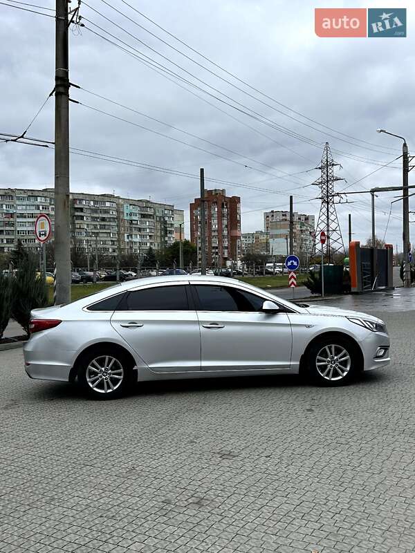 Седан Hyundai Sonata 2015 в Полтаві