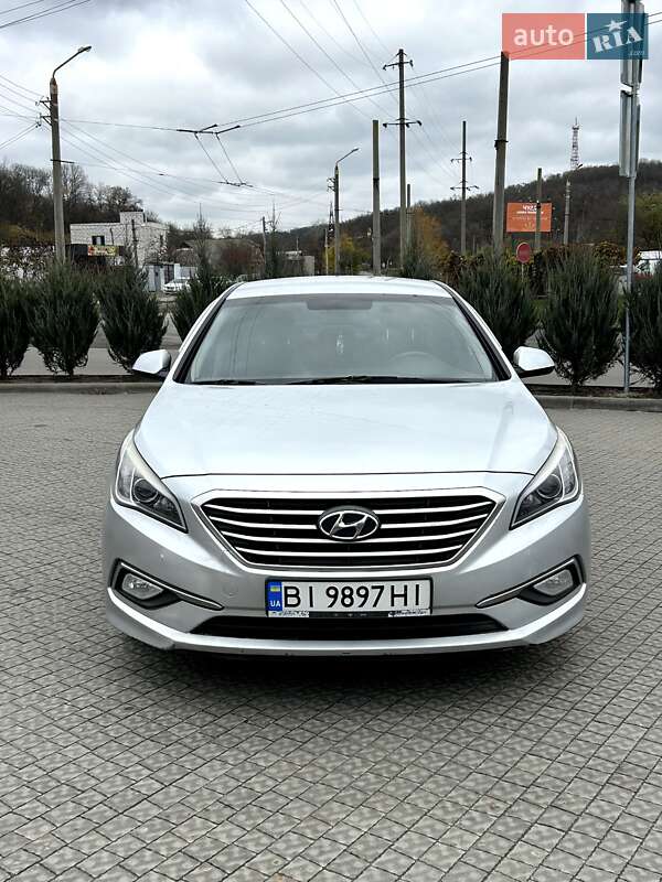 Седан Hyundai Sonata 2015 в Полтаві