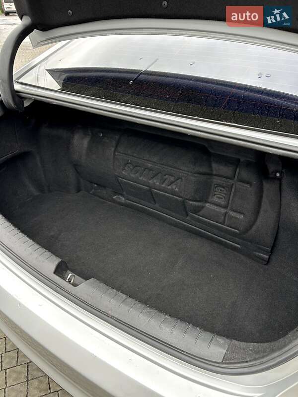 Седан Hyundai Sonata 2015 в Полтаві