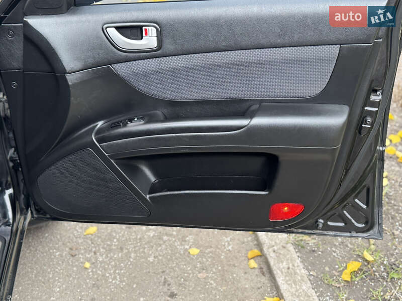 Седан Hyundai Sonata 2007 в Знаменке фото 20 Седан Hyundai Sonata 2007 в Знаменке