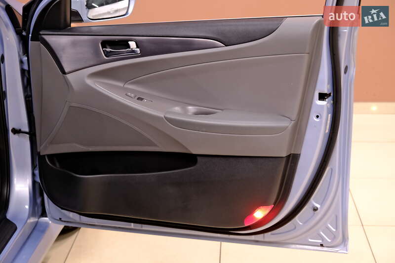 Седан Hyundai Sonata 2014 в Одессе