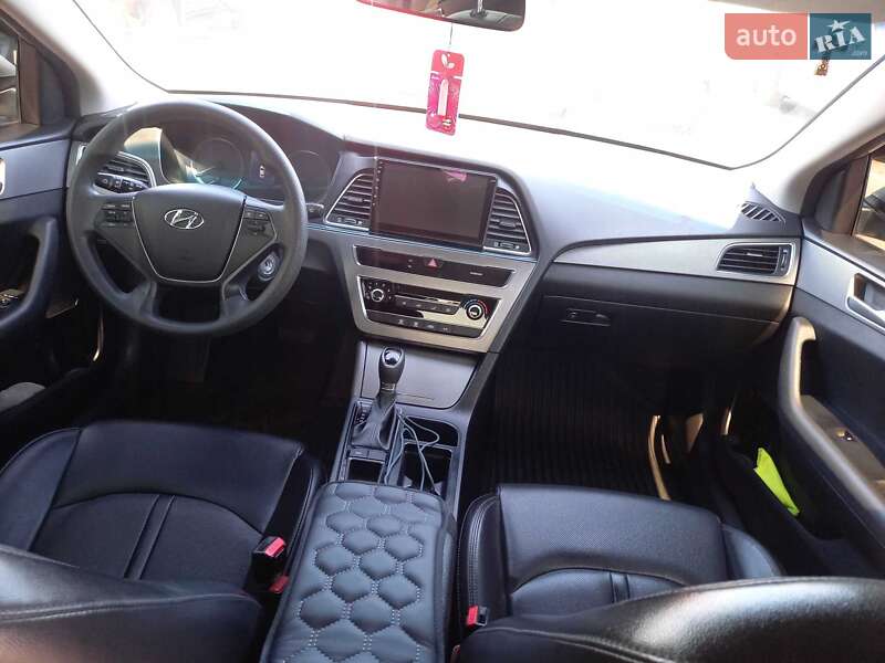 Седан Hyundai Sonata 2015 в Черкассах