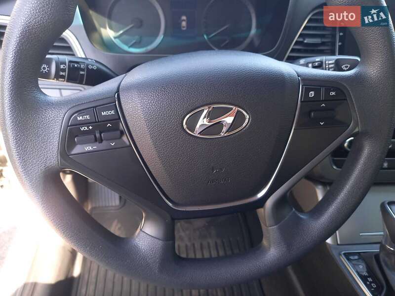 Седан Hyundai Sonata 2015 в Черкассах