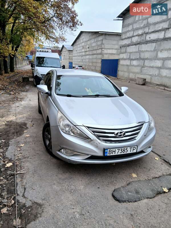 Седан Hyundai Sonata 2014 в Одессе