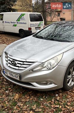 Седан Hyundai Sonata 2010 в Покрові