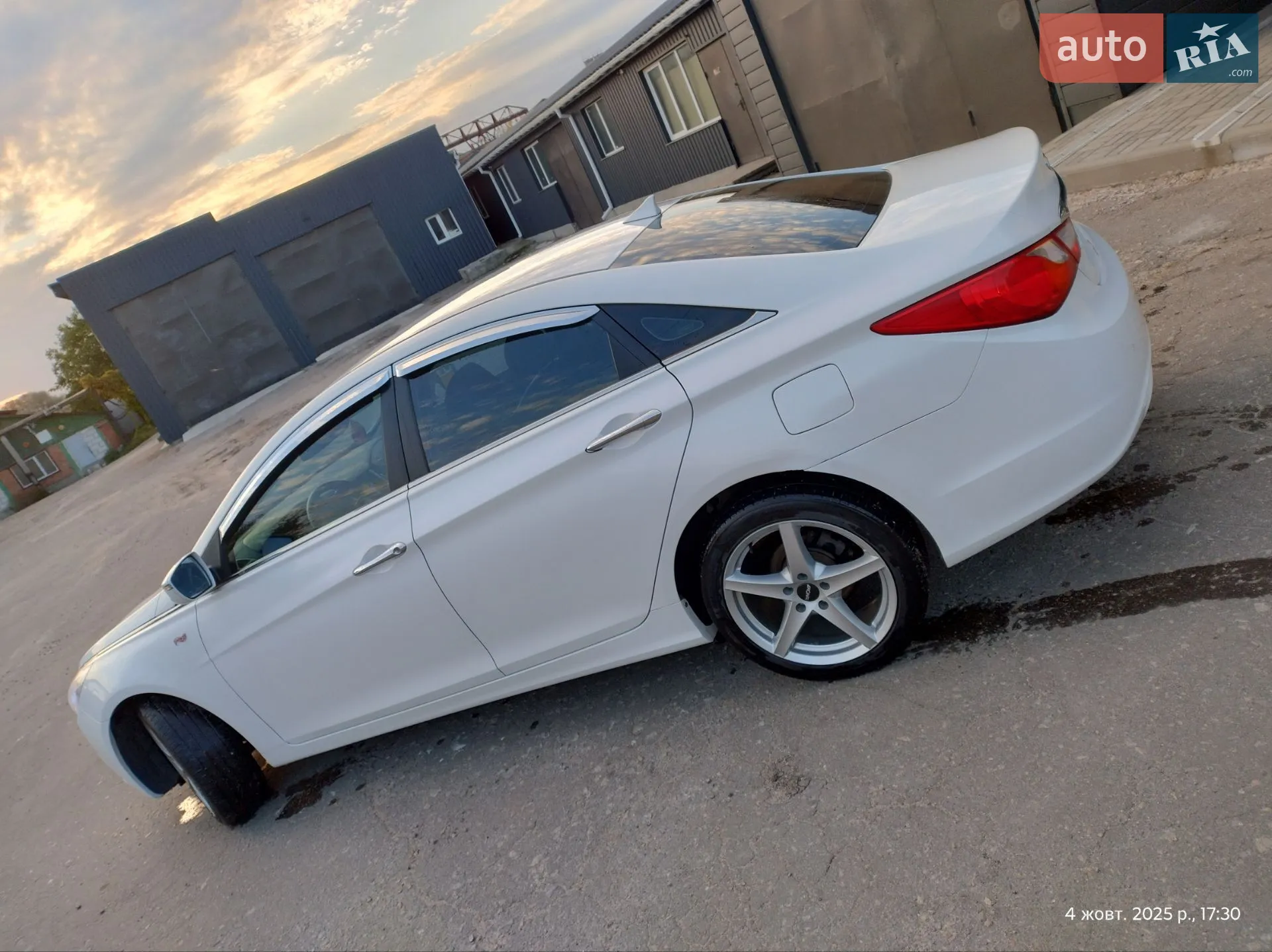 2012 Hyundai Sonata - мініатюра 16