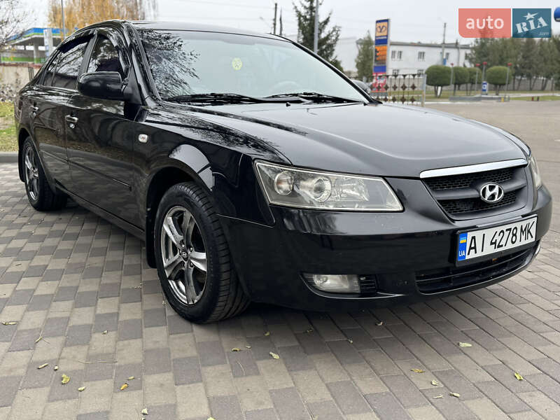 Седан Hyundai Sonata 2005 в Лубнах