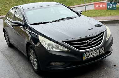 Седан Hyundai Sonata 2011 в Каменском