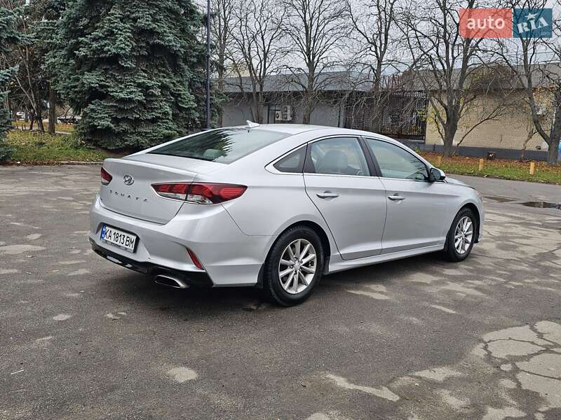 Седан Hyundai Sonata 2018 в Києві