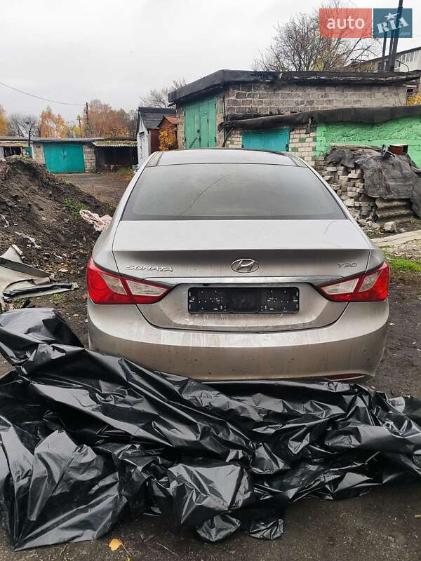 Седан Hyundai Sonata 2012 в Першотравенске