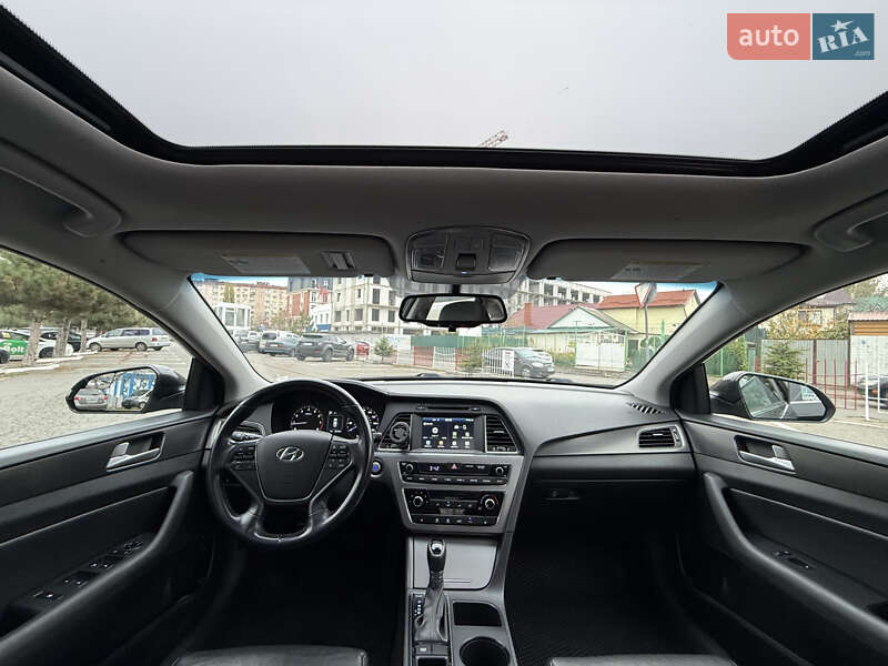 Седан Hyundai Sonata 2016 в Одессе