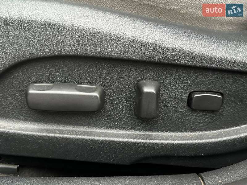 Седан Hyundai Sonata 2013 в Киеве