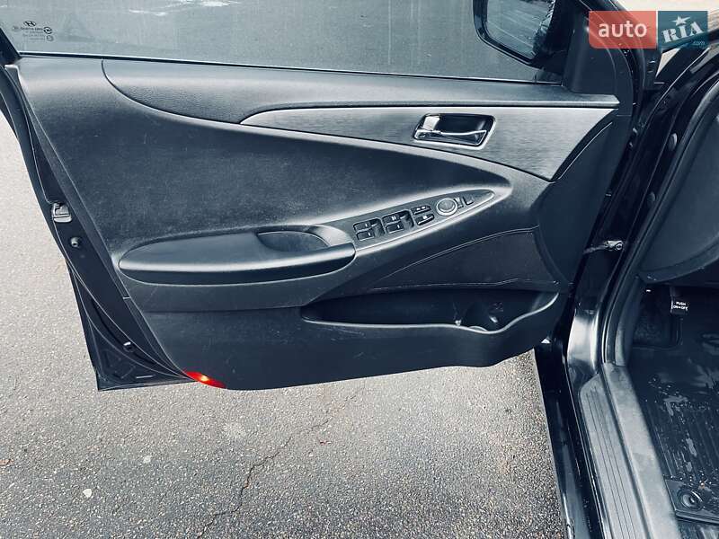 Седан Hyundai Sonata 2013 в Киеве фото 13 Седан Hyundai Sonata 2013 в Киеве