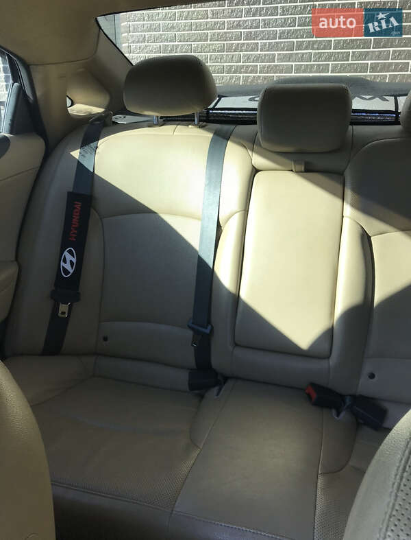 Седан Hyundai Sonata 2012 в Киеве