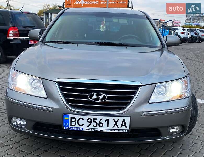 Седан Hyundai Sonata 2008 в Львове