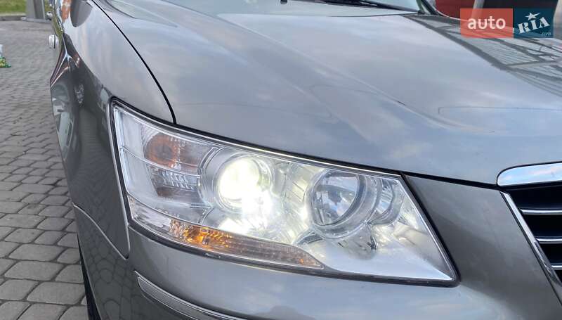 Седан Hyundai Sonata 2008 в Львове