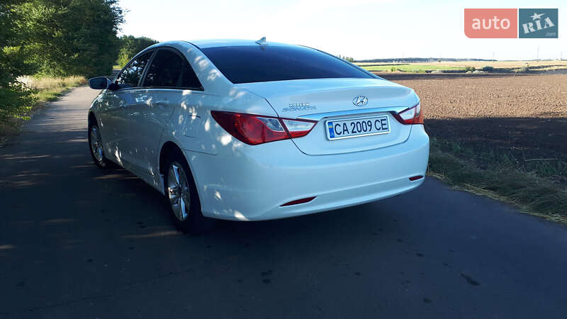 Седан Hyundai Sonata 2013 в Киеве