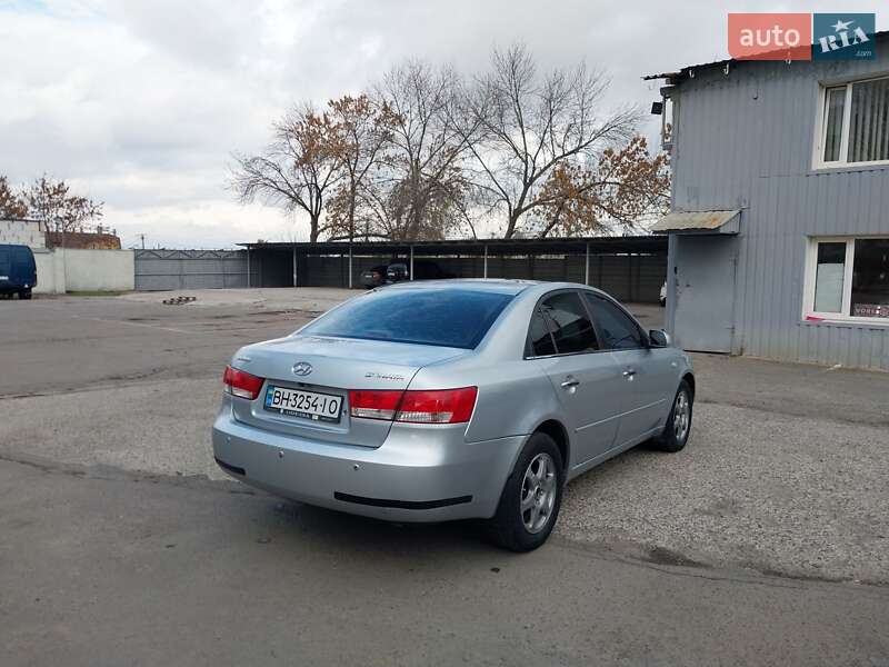 Седан Hyundai Sonata 2006 в Миколаєві