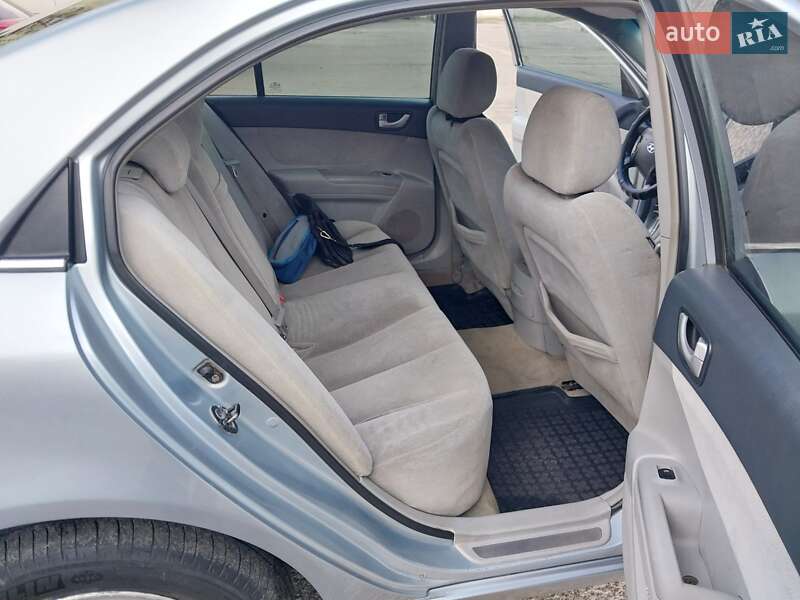 Седан Hyundai Sonata 2006 в Миколаєві