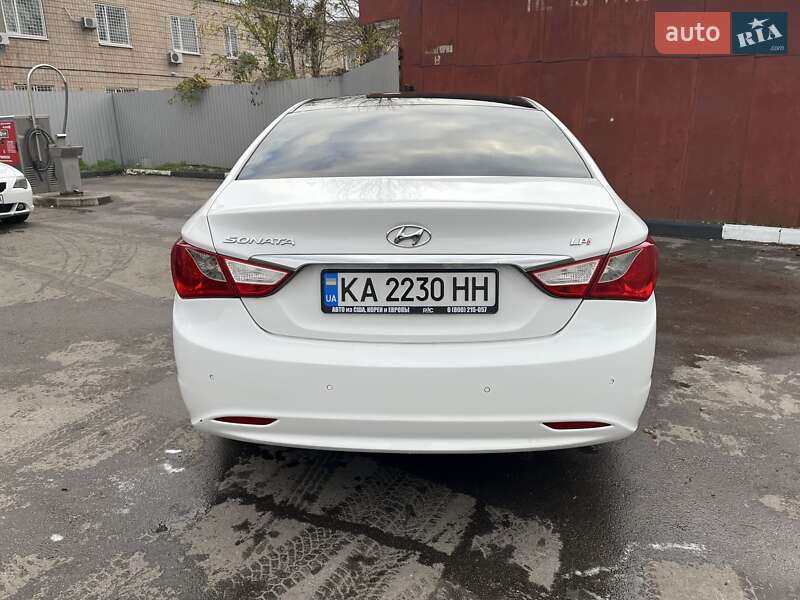 Седан Hyundai Sonata 2014 в Киеве