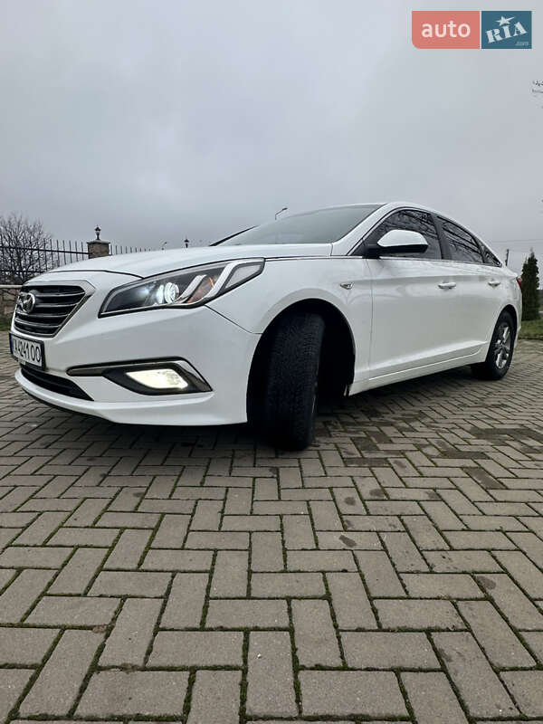 Седан Hyundai Sonata 2014 в Бахмаче