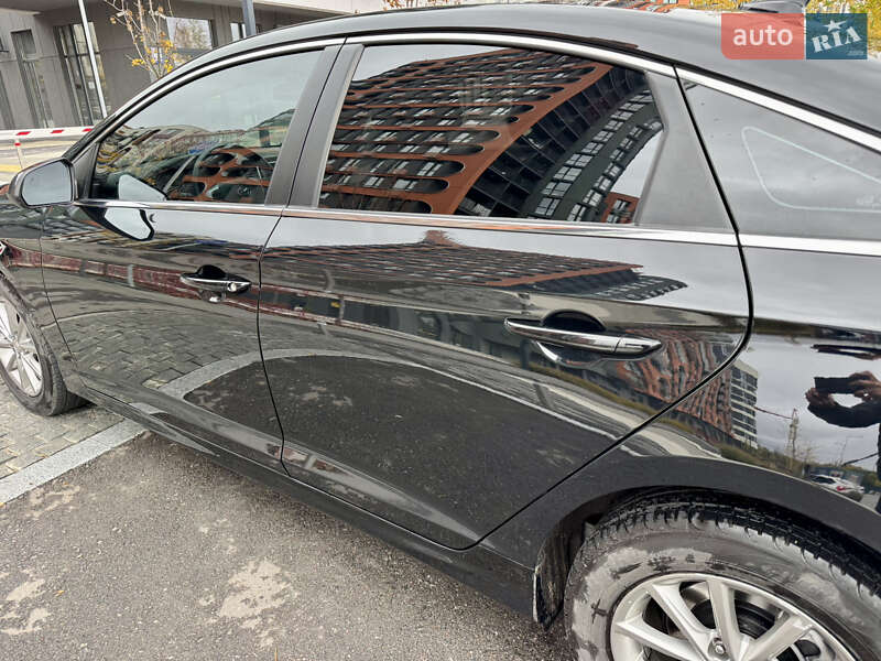 Седан Hyundai Sonata 2018 в Киеве