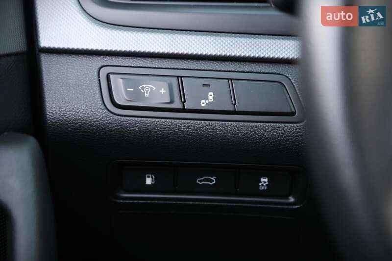 Седан Hyundai Sonata 2019 в Киеве фото 23 Седан Hyundai Sonata 2019 в Киеве